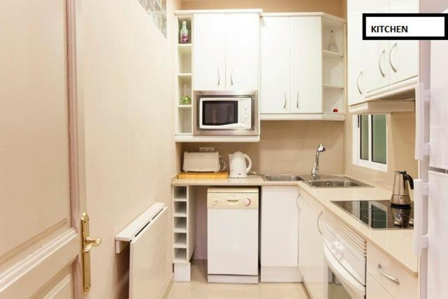 Family Apartment Plaza Espana Барселона Екстериор снимка